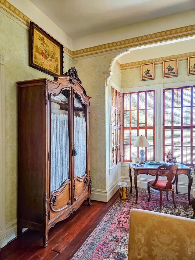 Junior Suite with King Bed