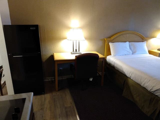 Room, 2 Double Beds, Non Smoking (Efficiency)