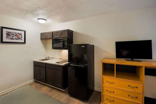 Room, 2 Double Beds, Non Smoking (Efficiency)