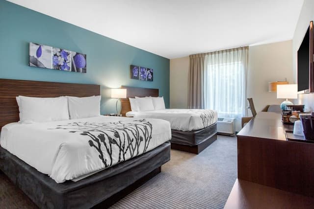 Room, 2 Queen Beds, Accessible, Non Smoking