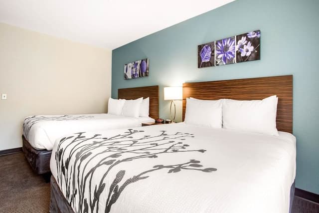 Room, 2 Queen Beds, Non Smoking