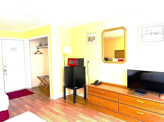 Basic Single Room, Mountain View