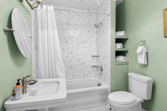 Deluxe Studio Suite
