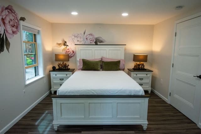Apartment, Private Bathroom, Lake View (Lower Unit)