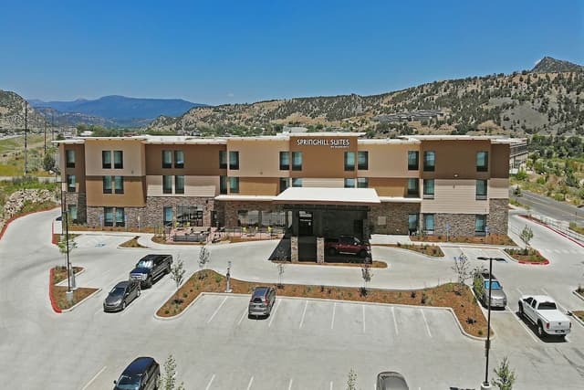 Suite, 2 Queen Beds, Mountain View