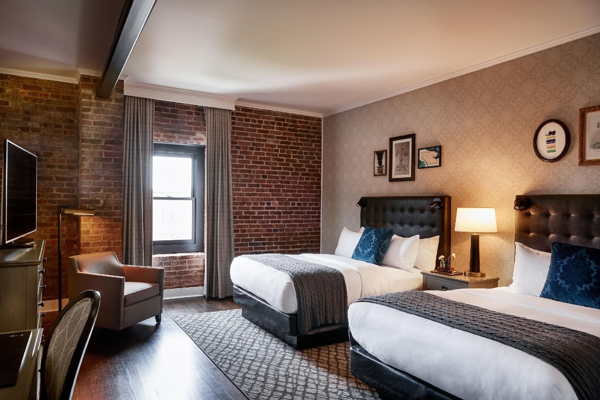 The Foundry Hotel Asheville, Curio Collection by Hilton3