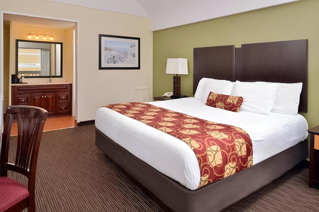 Standard Room, 1 Double Bed, Non Smoking, Refrigerator & Microwave (Small Room)