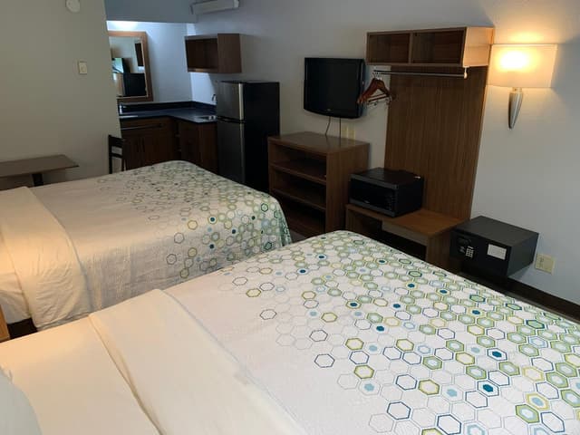 Studio 2 Full Beds Non-Smoking