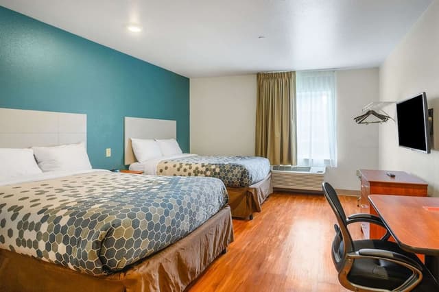 Standard Room, 2 Double Beds, Non Smoking