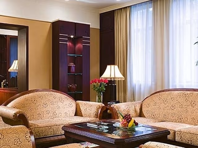 Executive King Bed