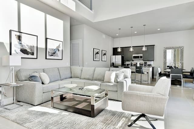 Luxury Condo, 5 Bedrooms, Pool Access (Two Story)