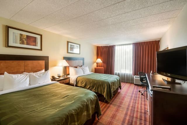 Standard Single Room, 2 Double Beds, Non Smoking