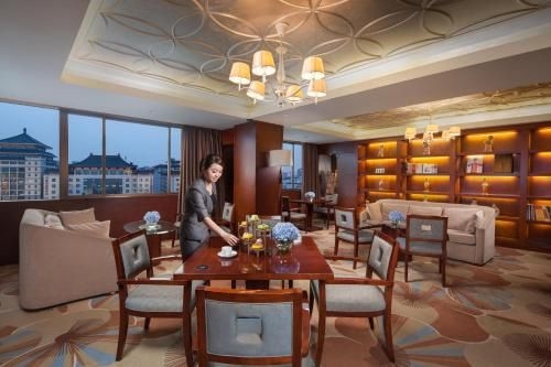 โรงแรมจินเจียง เวสท์ แคปิตอล อินเตอร์เนชั่นแนล (Jinjiang West Capital International Hotel)4