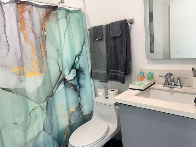 Deluxe Townhome, 3 Bedrooms