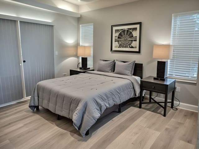 Deluxe Townhome, 4 Bedrooms
