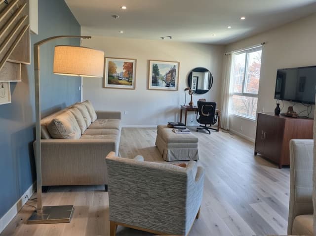 Deluxe Townhome, 3 Bedrooms