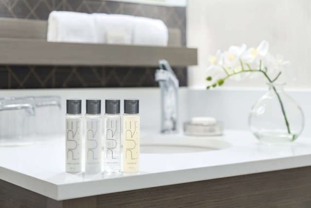 Room, 2 Queen Beds, City View
