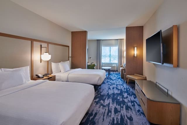 Suite, Multiple Beds (High Floor)