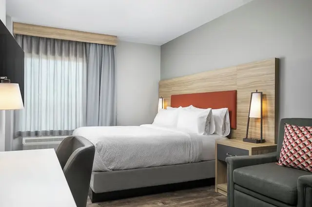 Standard Suite