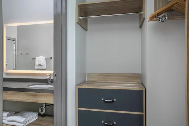 Standard Suite