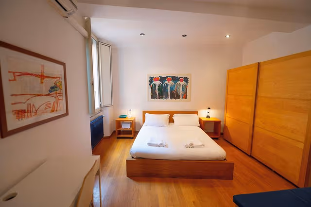 Cozy 2 BR Apartment near Piazza Navona ( Via di S. Maria dell'anima 49)