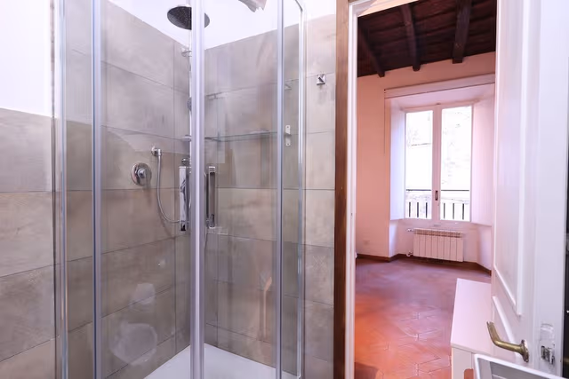 Lovely Navona Apartment (Via di Monte Giordano 58)