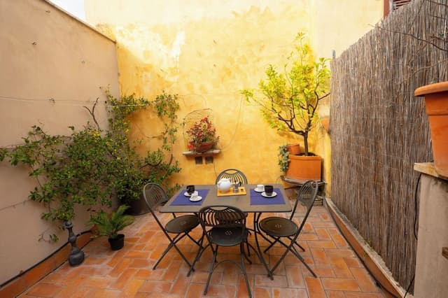 Your Piazza Navona Hideaway with terrace (Via di S. Maria dell'anima 49)