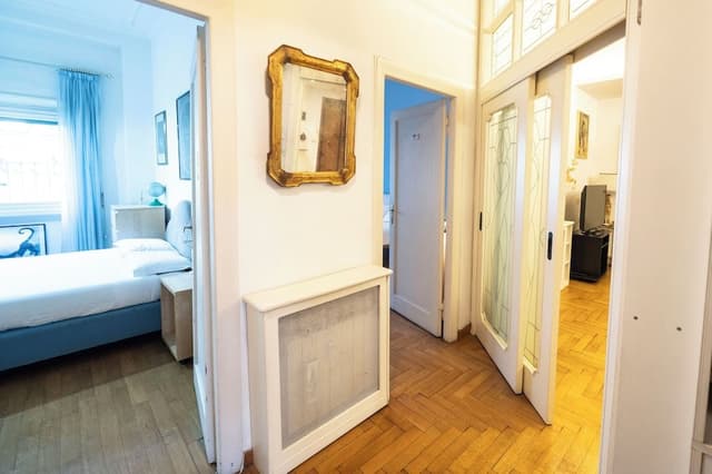Trastevere 2 BR Cozy Apartment (Via Nicola Fabrizi 11)