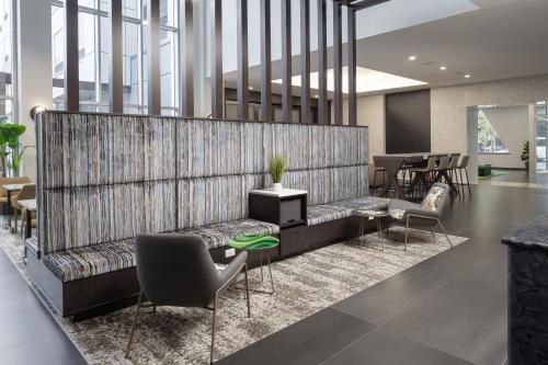 Hampton Inn & Suites Rochester Downtown1