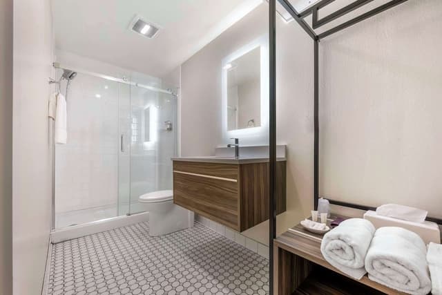 Standard Room, 2 Double Beds, Non Smoking