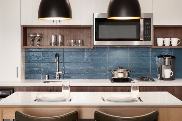 Suite, 1 Bedroom, Kitchen