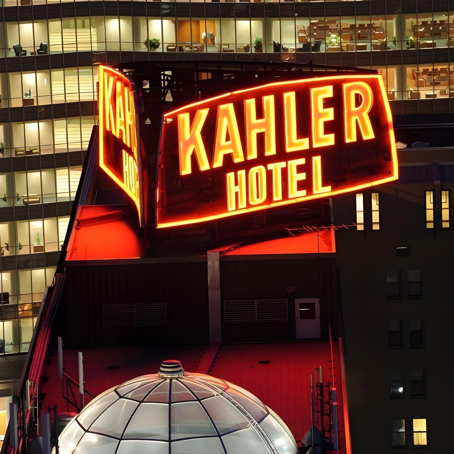 คาห์เลอร์ แกรนด์ โฮเต็ล (Kahler Grand Hotel)0