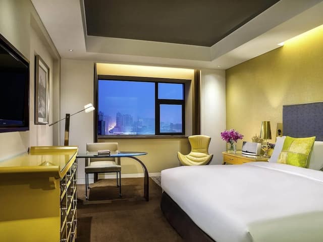 Superior Room, 1 King Bed