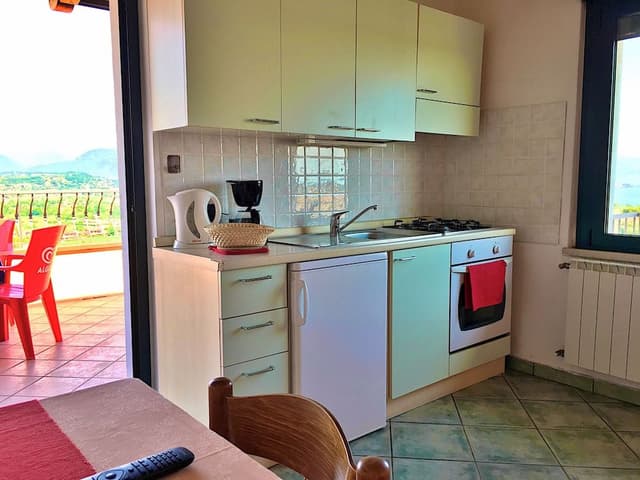 Standard Apartment, 1 Bedroom, Lake View, Poolside