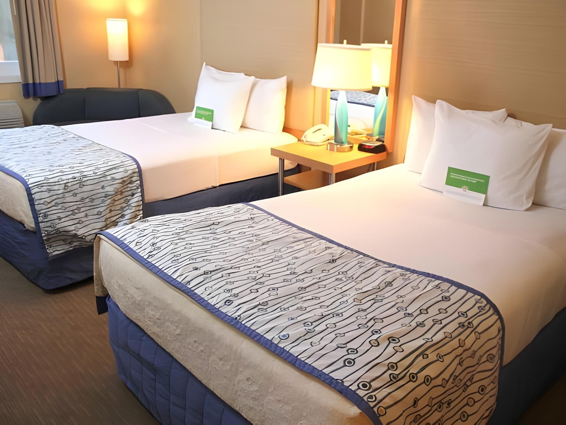 La Quinta Inn & Suites by Wyndham Coral Springs South3