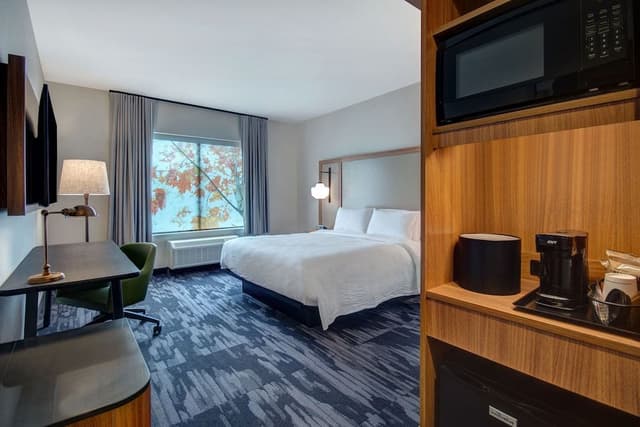 Room, 1 King Bed