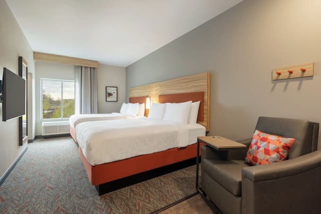 Studio Suite, 2 Queen Beds, Accessible, Non Smoking (Communications Accessible)