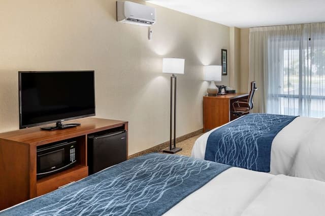 Standard Room, 2 Queen Beds, Non Smoking