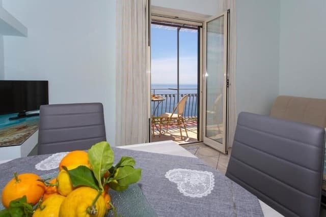 Comfort Apartment, Balcony, Sea View (3 persone)