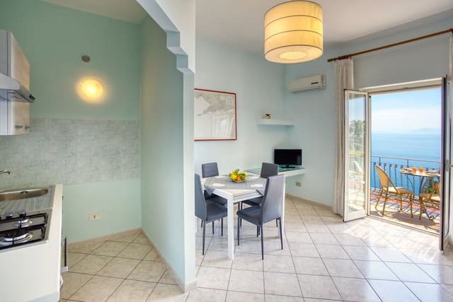 Comfort Apartment, Balcony, Sea View (3 persone)