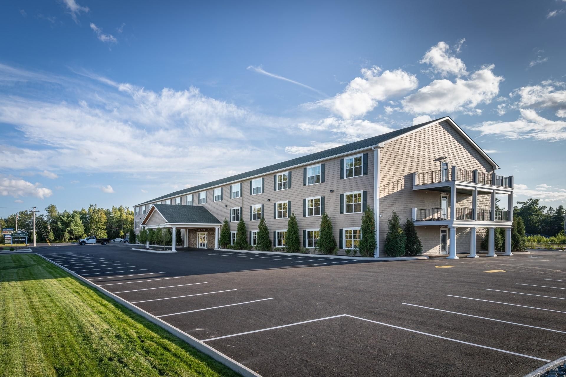สโตน พาร์ค เอลส์เวิร์ธ – บาร์ฮาร์เบอร์ (Stone Park Ellsworth-Bar Harbor)0