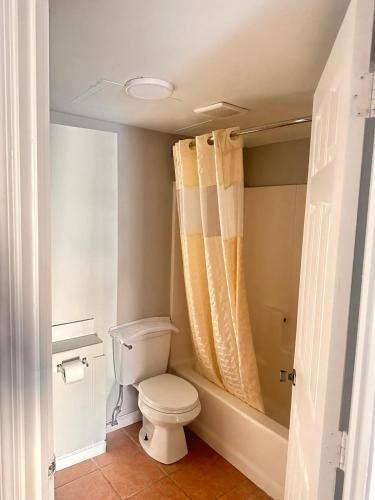 Budget Inn4