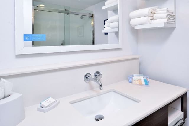 Room, 2 Queen Beds, Refrigerator