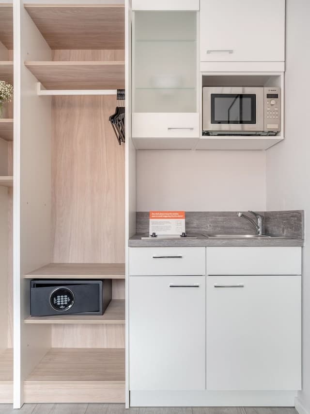 Medium Studio, Balcony, Single Bed