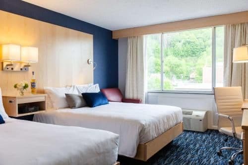 2 Queen Deluxe Room Hearing Accessible