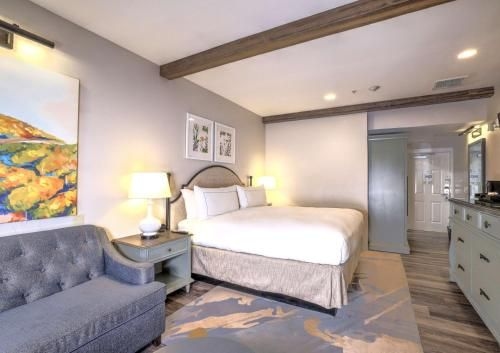 เดอะ ลอดจ์ แอท ฮีลด์สเบิร์ก แทพเพสทรี คอลเลกชัน บาย ฮิลตัน (The Lodge at Healdsburg, tapestry Collection by Hilton)3