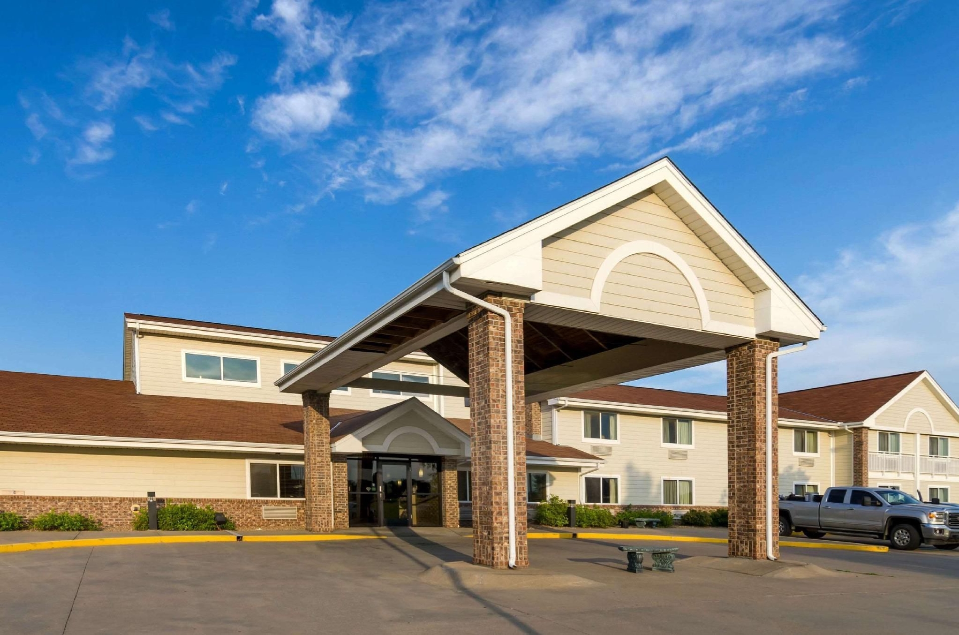Rodeway Inn0
