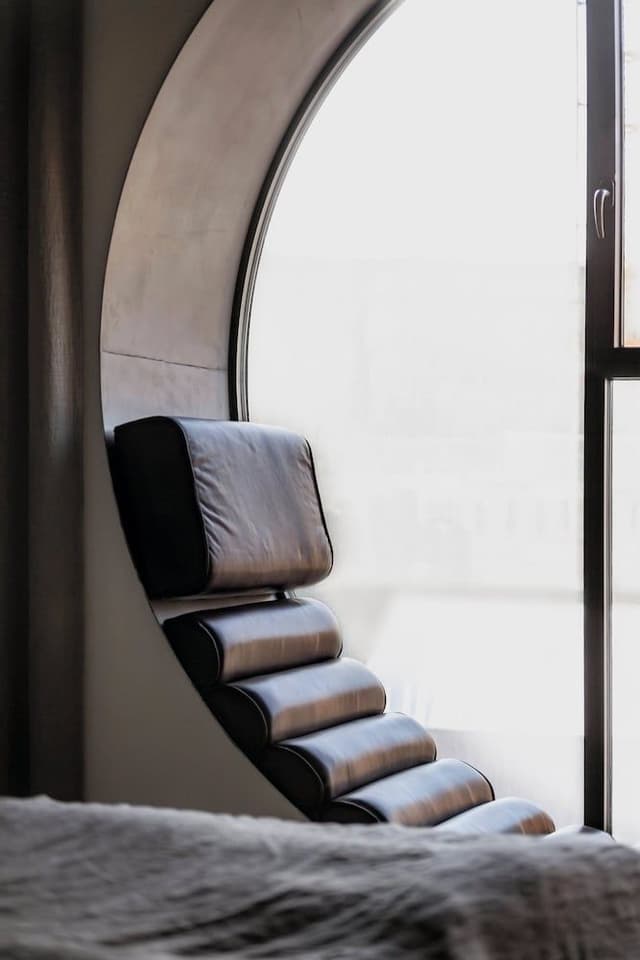 Deluxe Room with Round Window
