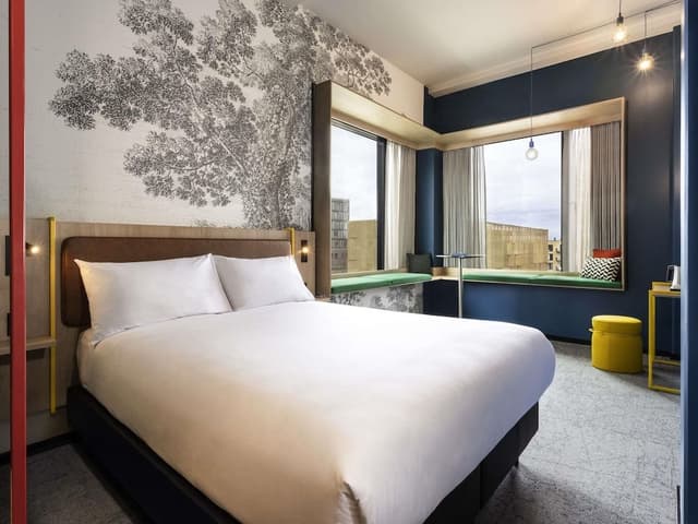 Deluxe Room, 1 Double Bed, Corner
