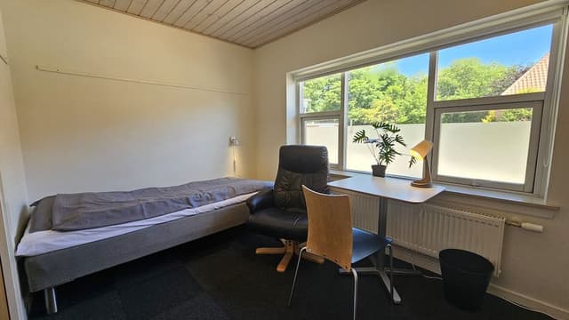 Business Single Room